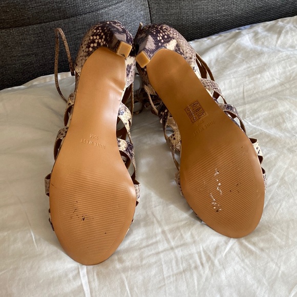 Ladies 10 Nine West lace up snake print stiletto sandals worn once - Picture 4 of 4